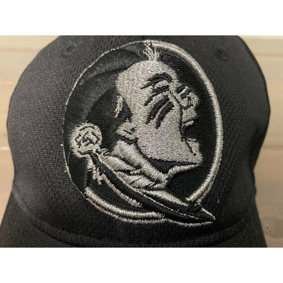 Florida State ZHATS Hat Streach Fit Hat Great Condtion Tomohawk Chop Football - Picture 5 of 5